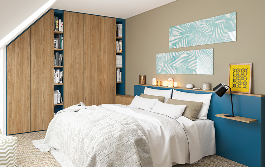 chambre moderne avec tête de lit bleue